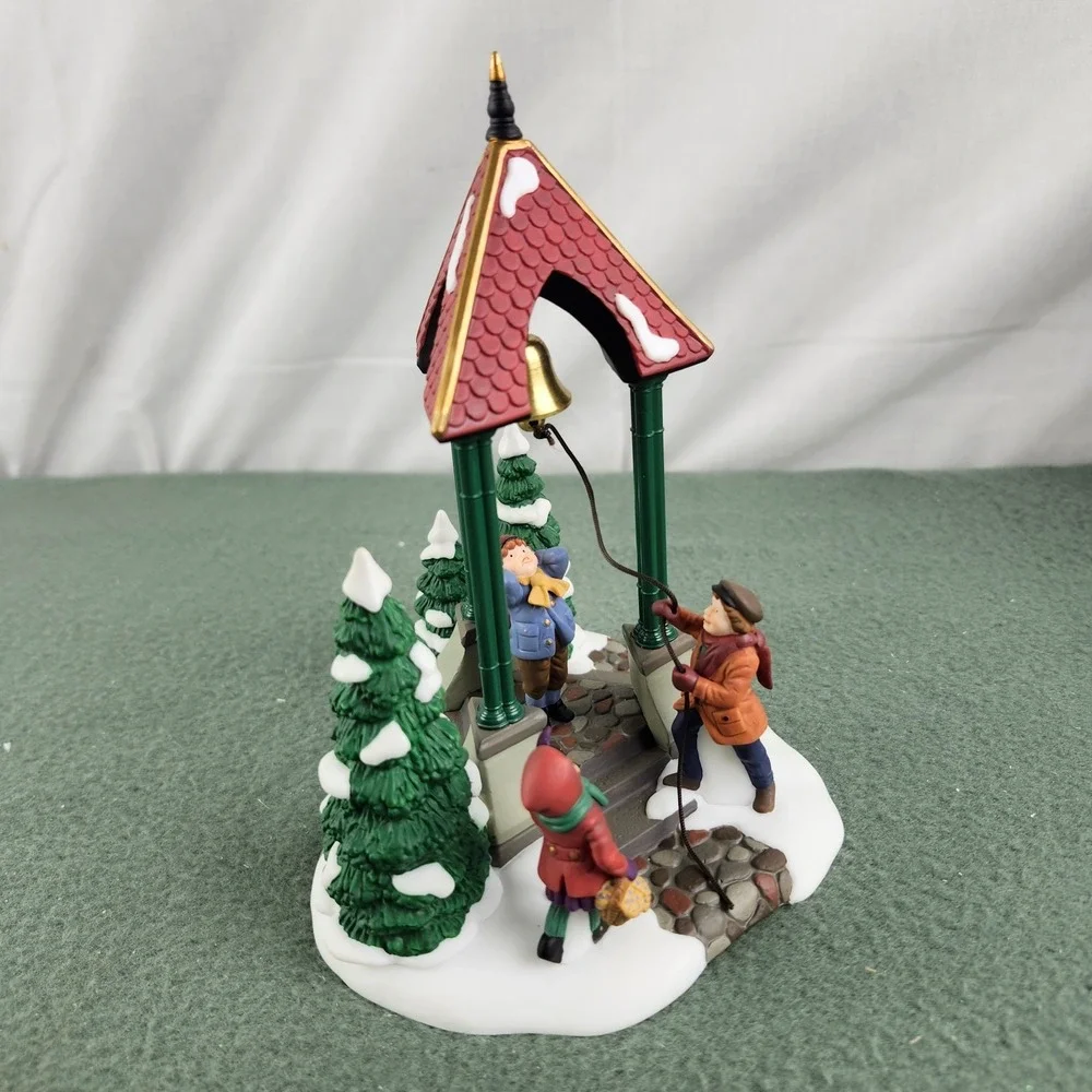 Dept 56 Heritage Village Christmas Bells Porcelain Bell Ringer 1996 58711 Boxed